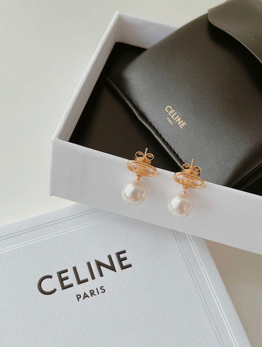 Celine Triomphe Pearl Earrings 凱旋門珍珠吊墜耳環/365E390 🉐14650🇪🇺