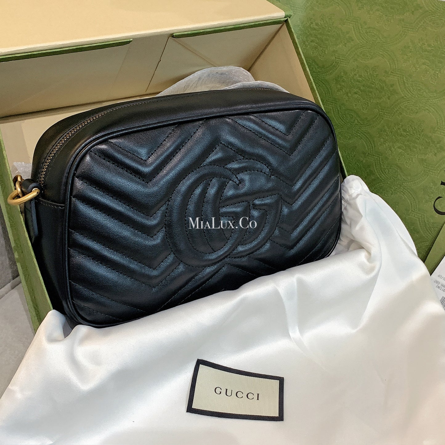 Gucci▪️GG Marmont Small Matelassé Calfskin Shoulder Bag 小款馬夢皮革相機包 -  * £ 1,340