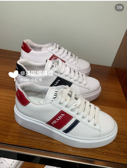 @Prada Trainers 側標小白鞋/750P375 🔔限時折🉐17880