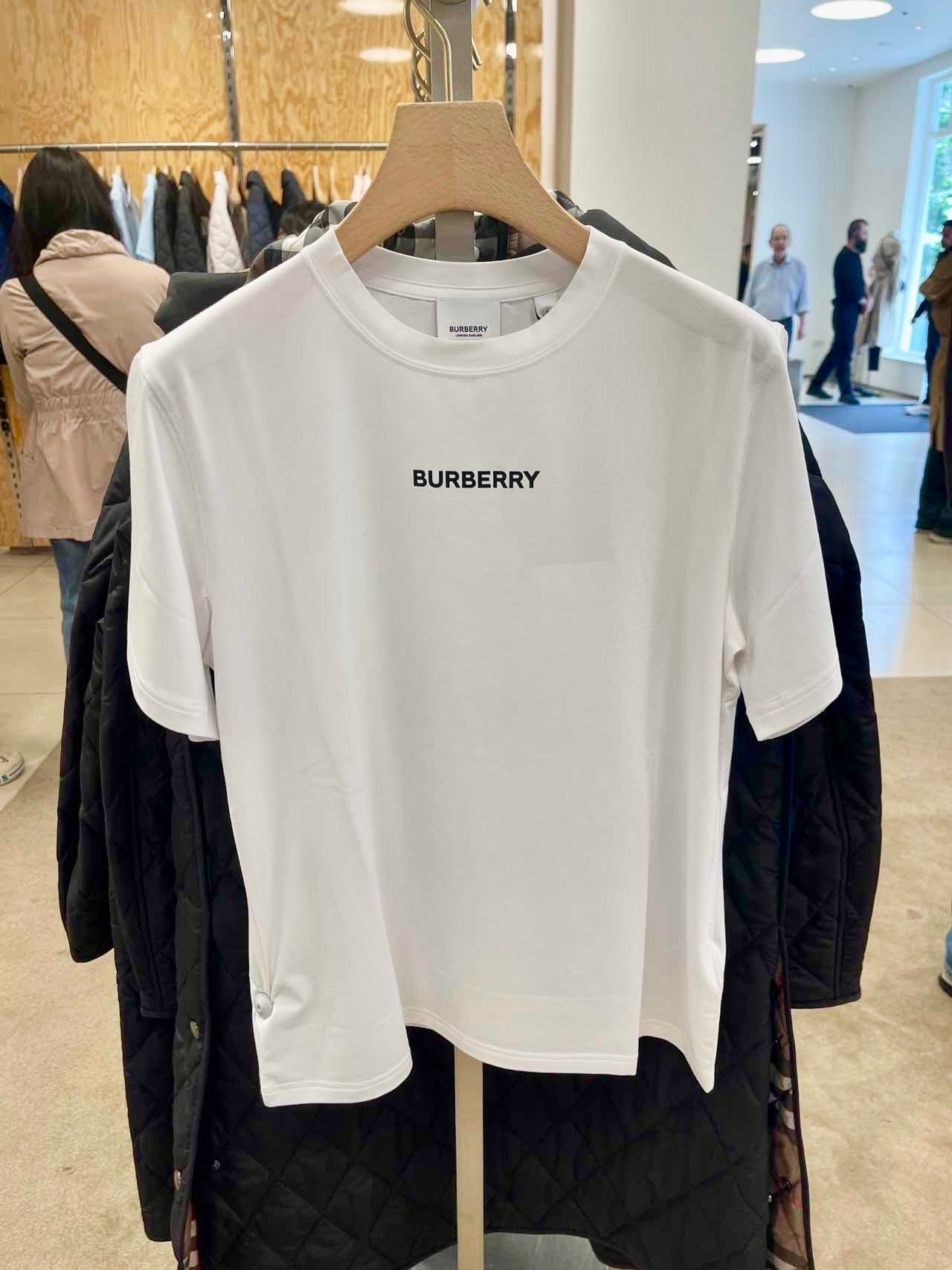 @Burberry T 多色品牌棉T/320P220 🔥下殺🉐11000