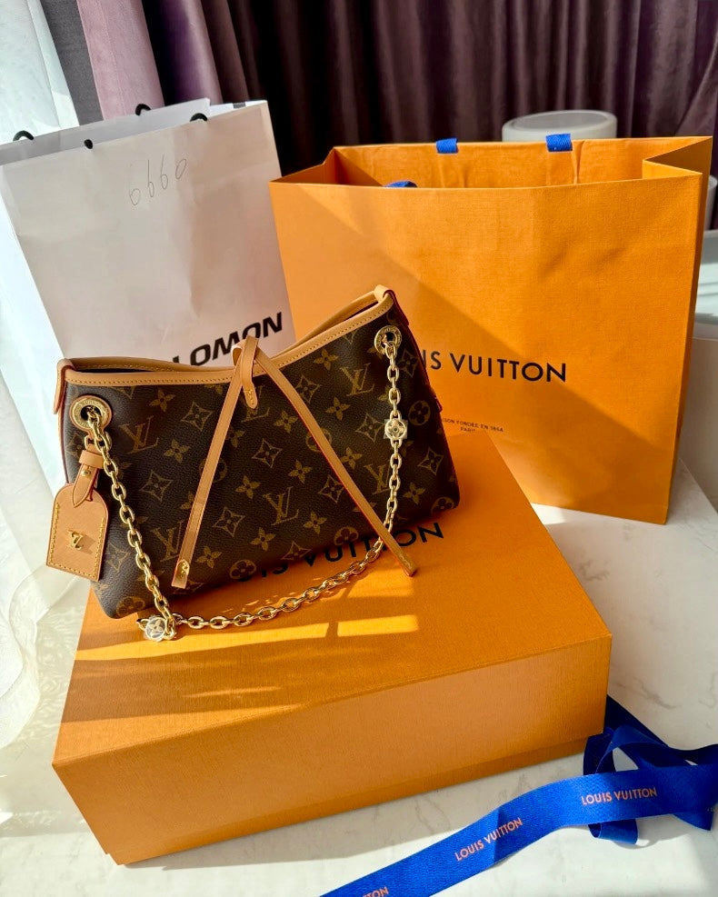 LV CarryAll BB 爆款迷你鍊條包/2110✨🉐87510