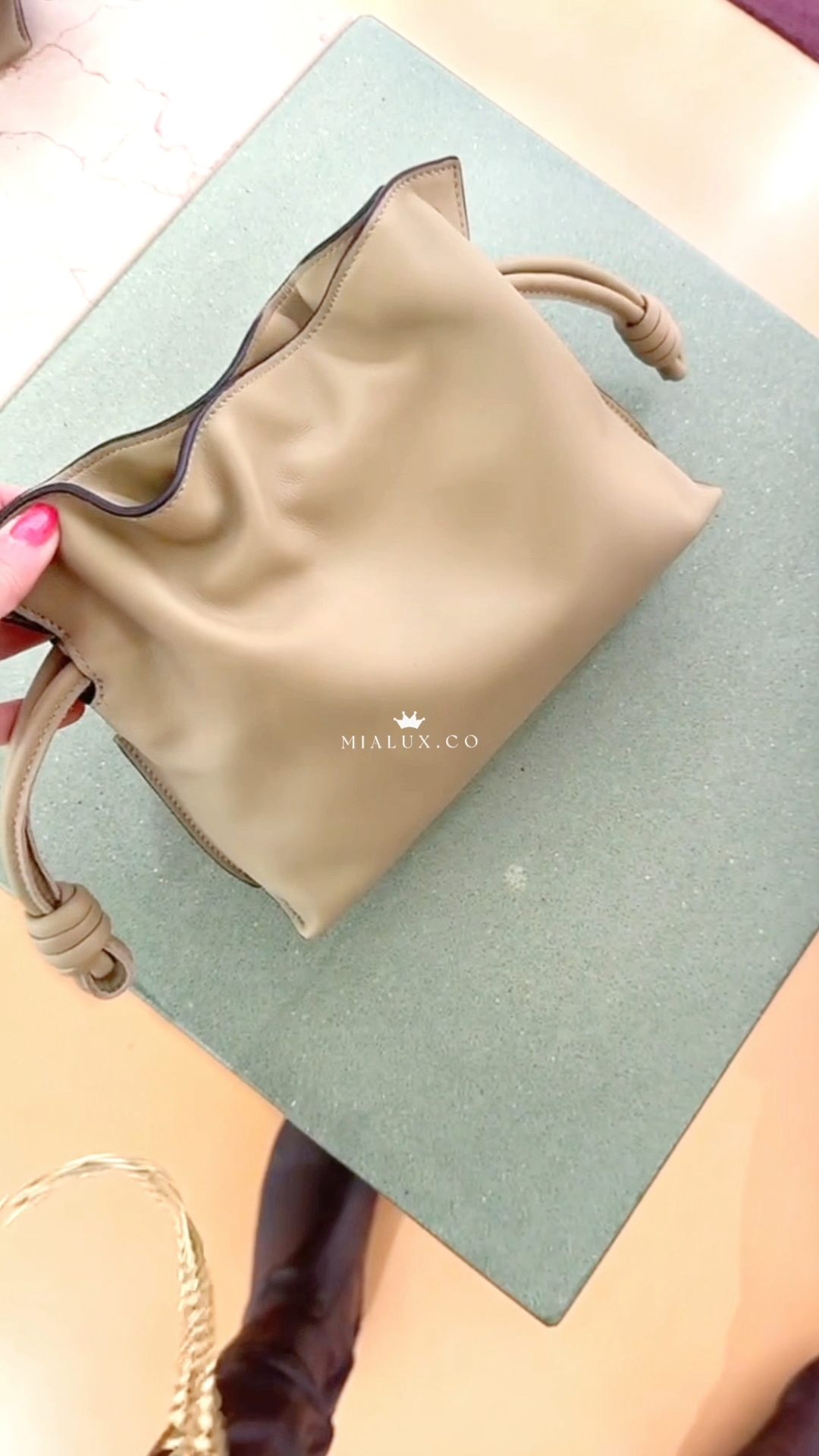 Loewe▪️Flamenco clutch Mini 福袋包/1650H1485 💚折扣🉐60500