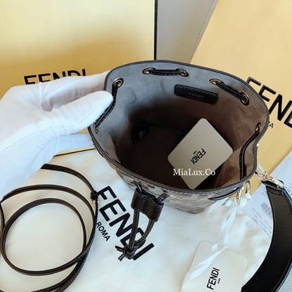 **FENDI✨ MON TRESOR MINI  迷你牛皮抽繩水桶包 *£1,420💰