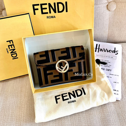 FENDI✨ BROWN LEATHER MICRO TRIFOLD WALLET 微款咖啡三折短夾 * £410