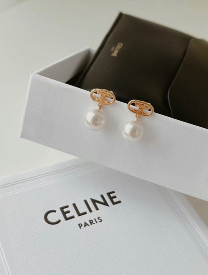 Celine Triomphe Pearl Earrings 凱旋門珍珠吊墜耳環/365E390 🉐14650🇪🇺