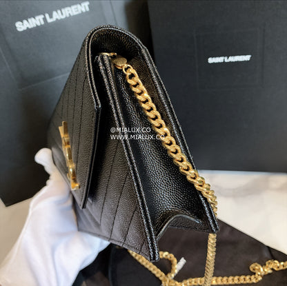 YSL Cassandre Envelope 粒面牛皮信封WOC包-金釦/815E890 🉐32150🇪🇺