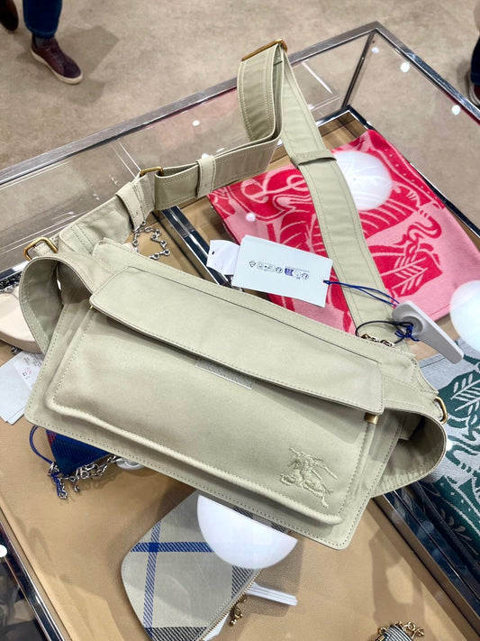 @Burberry Belt Bag 男生款腰包/890P179 🔥下殺🉐8860