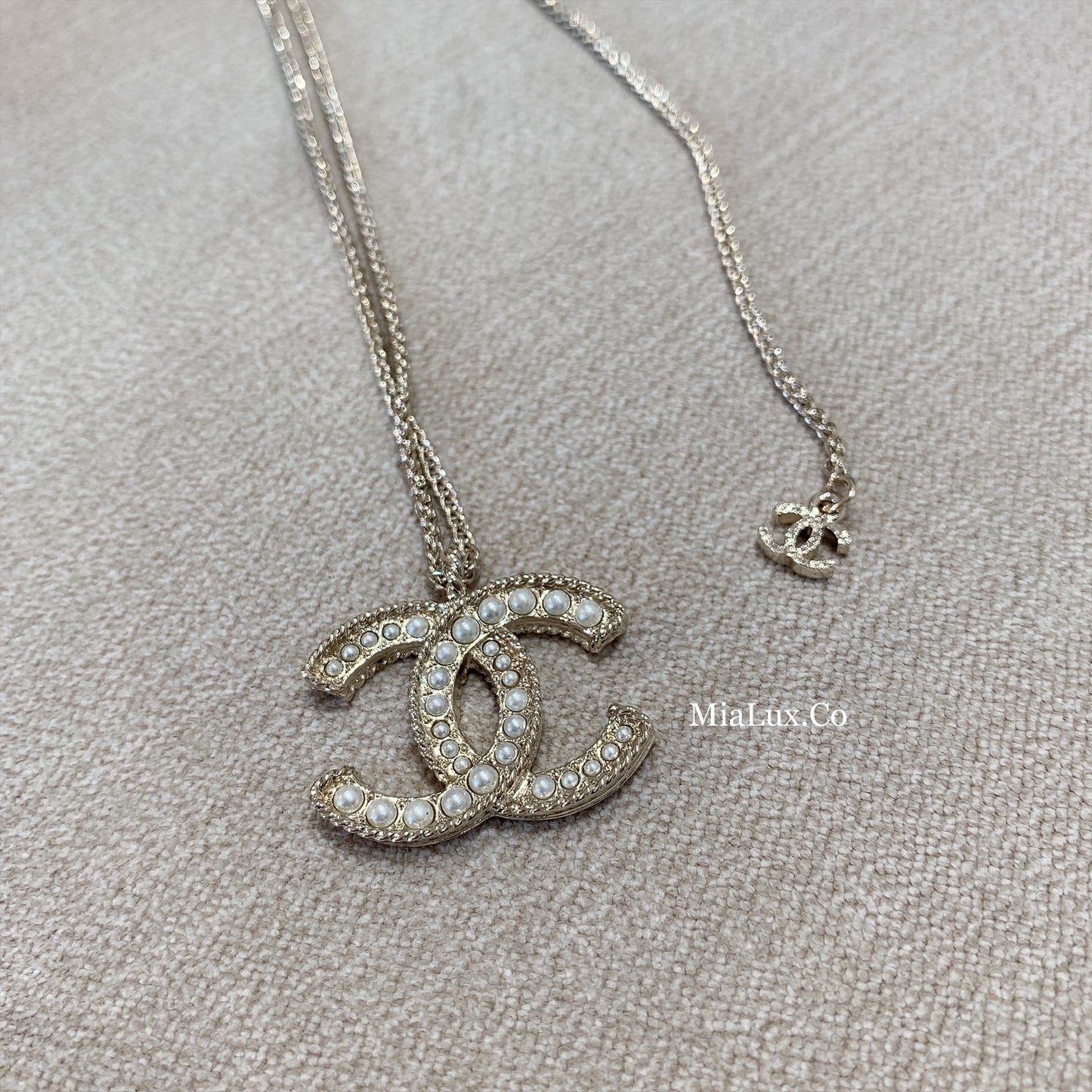 CHANEL▪️CC PEARL NECKLACE 雙C珍珠排鑽金項鍊 -