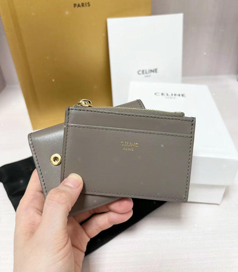 Celine TRIOMPHE COMPACT 亮牛皮二合一皮夾/520E560 🉐20600🇪🇺