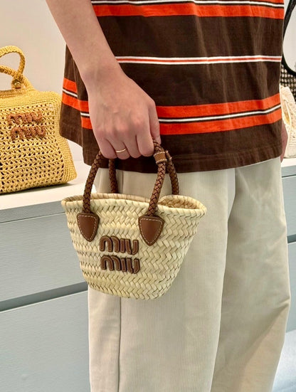 MiuMiu Woven Tote 草編菜籃子托特包/780E850 🉐30750🇪🇺