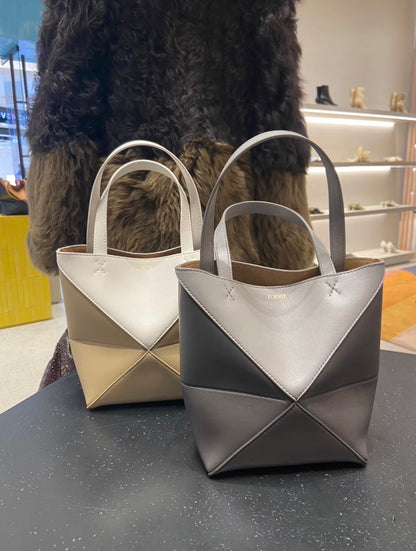 Loewe▪️Puzzle Fold Tote Mini 拼色拼圖折疊包-米白/1350SF1200 ㊙️折扣🉐49000💰