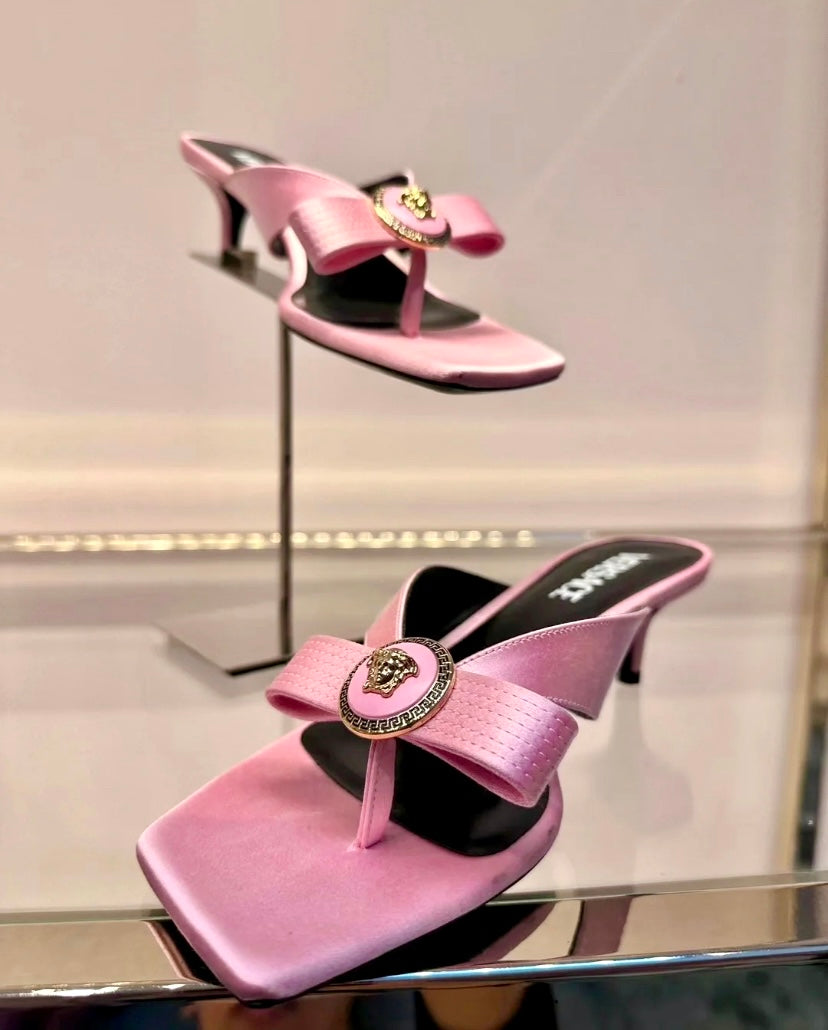 Versace Gianni Ribbon Satin Mules 蝴蝶結緞帶涼鞋/340 🉐14600