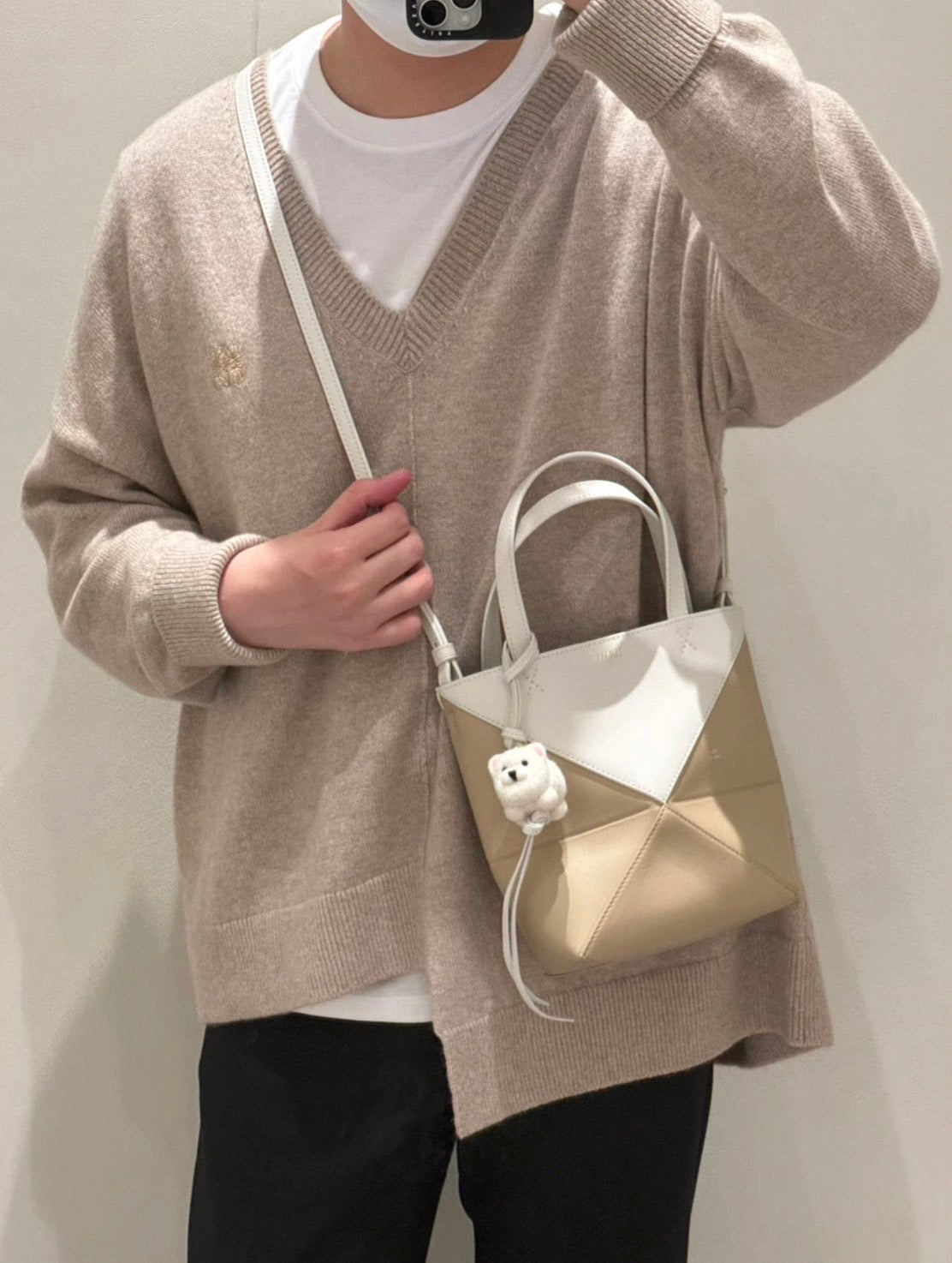 Loewe▪️Puzzle Fold Tote Mini 拼色拼圖折疊包-米白/1350SF1200 ㊙️折扣🉐49000💰