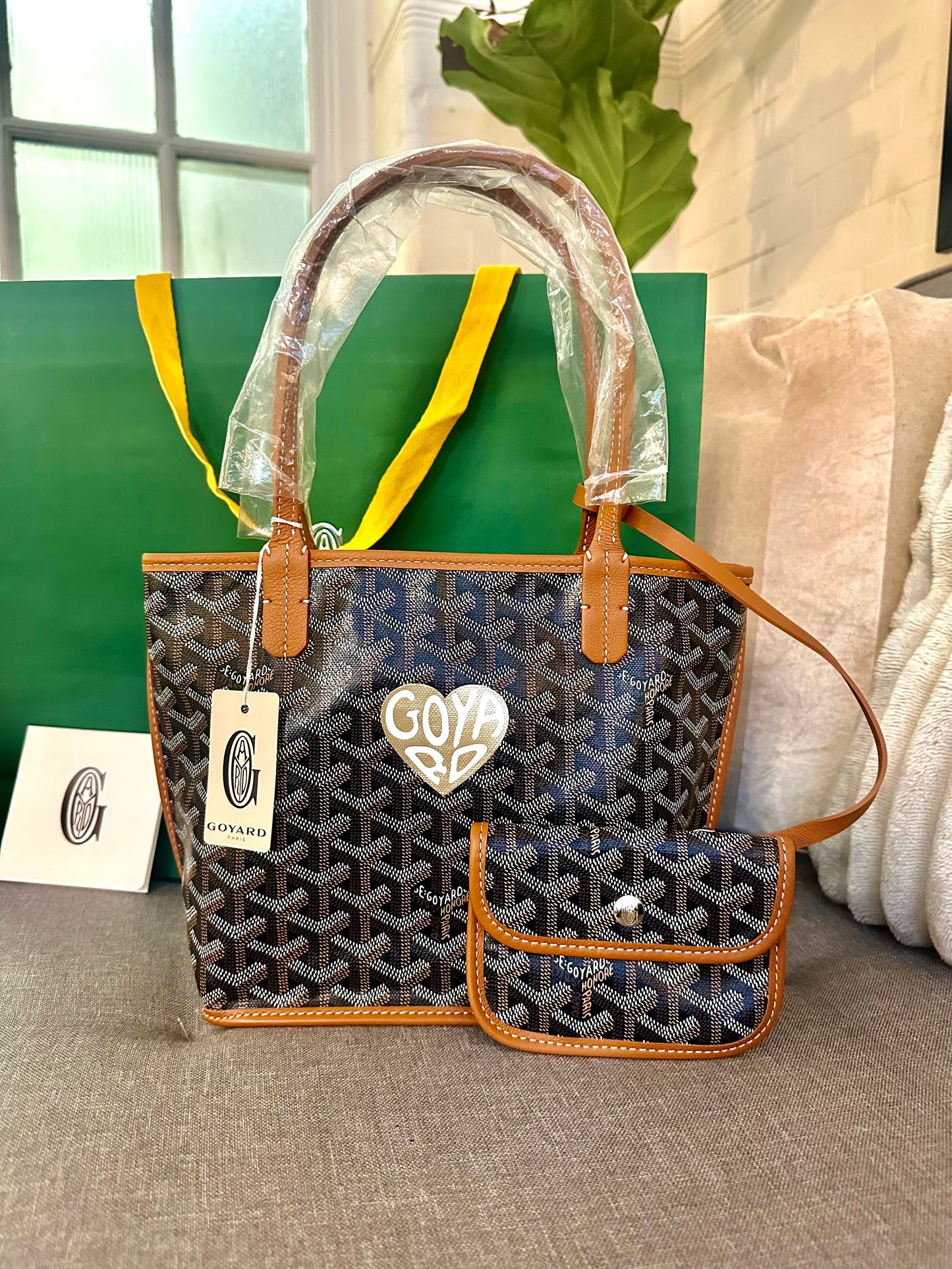 *現貨*Goyard Anjou Mini Tote w Heart 限量愛心雙面包  P88000 /T130000