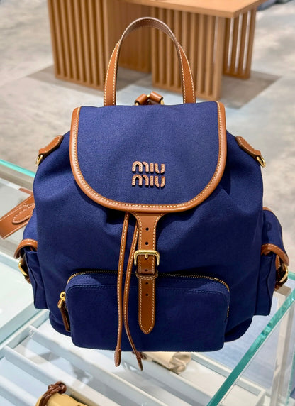 MiuMiu Canvas Backpack 帆布後背包/E1900 🉐69400🇪🇺
