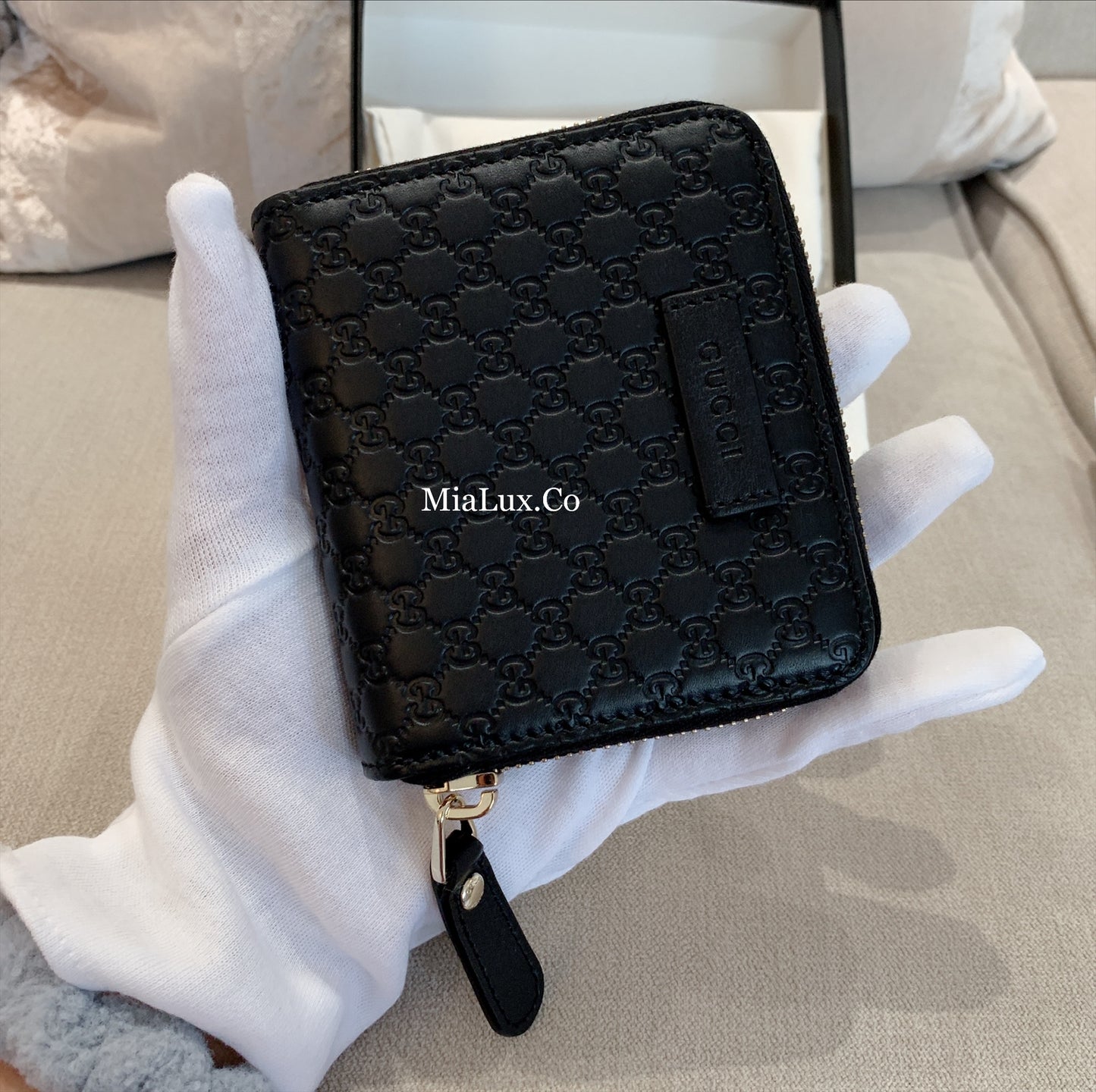 @Gucci Embossed Wallet 壓紋雙層拉鍊短夾/P230