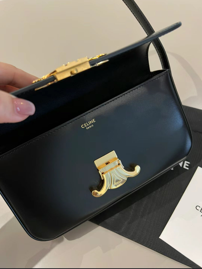 Celine▪️Shoulder Claude 亮面牛皮肩背包/2150E2350 🉐83250🇪🇺