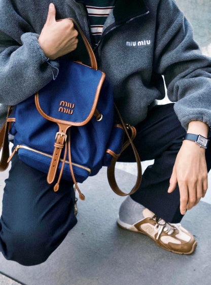 MiuMiu Canvas Backpack 帆布後背包/E1900 🉐69400🇪🇺