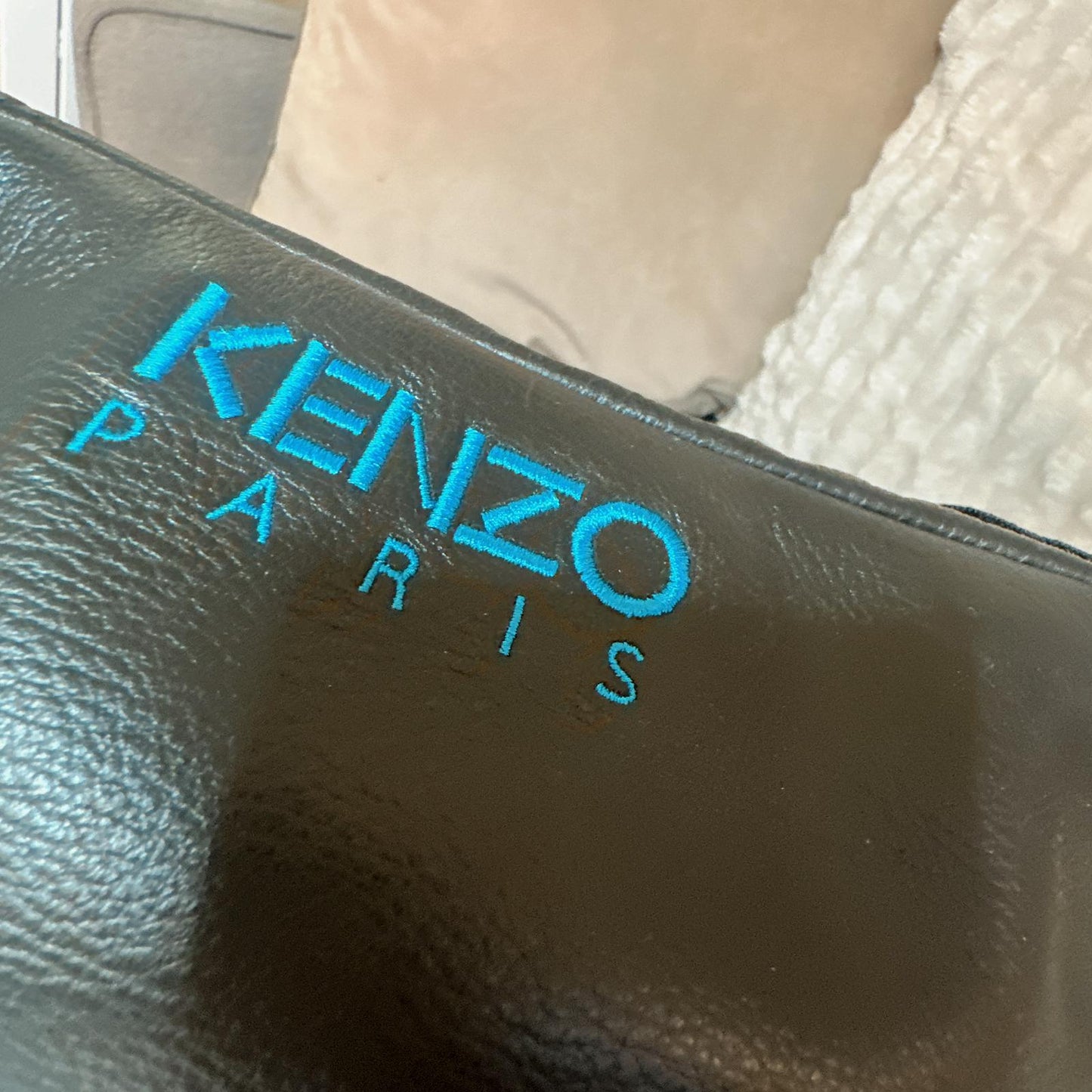 *現貨*@Kenzo▪️Bumbag 小牛皮虎頭胸包-黑 P9000 /T13800