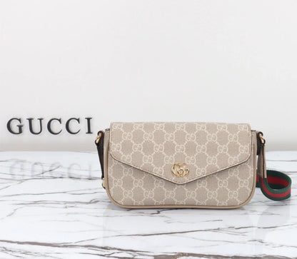 Gucci Ophidia GG 新款跨包