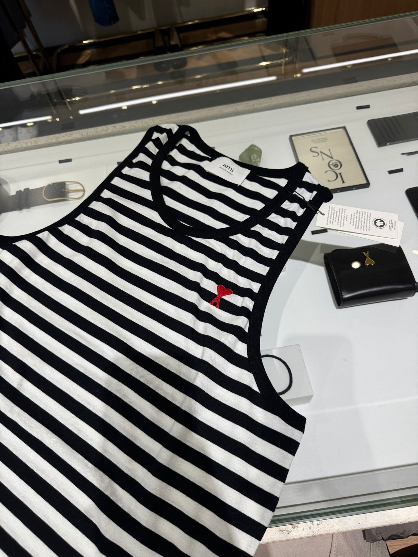@Ami Outlet logo背心