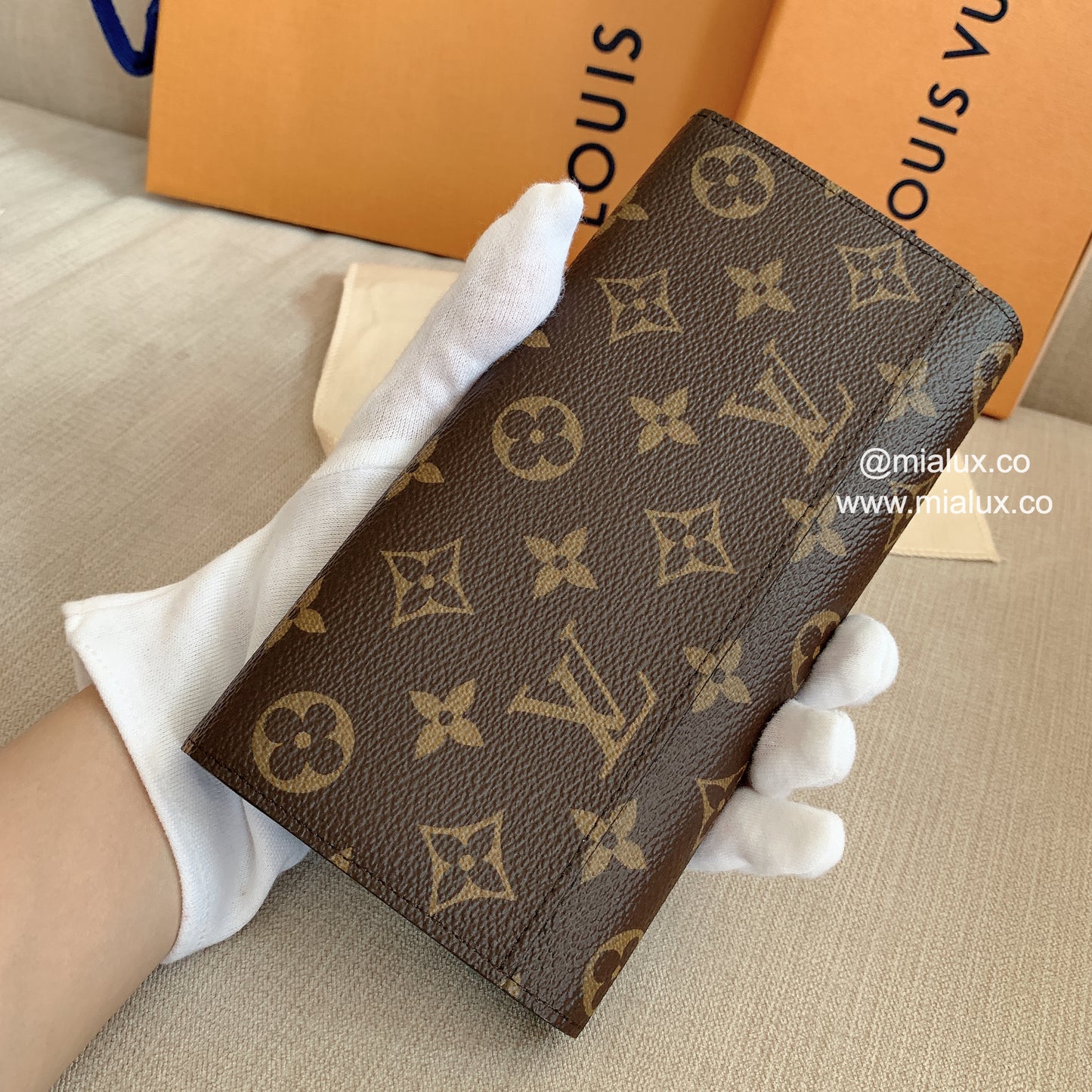 LV▪️Sarah 信封長夾/485 ✨🉐21370