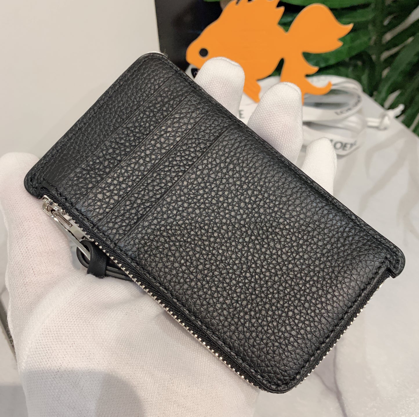 Loewe▪️Coin cardholder 軟粒面牛皮拉鍊卡包/295H266 💚折扣🉐11150