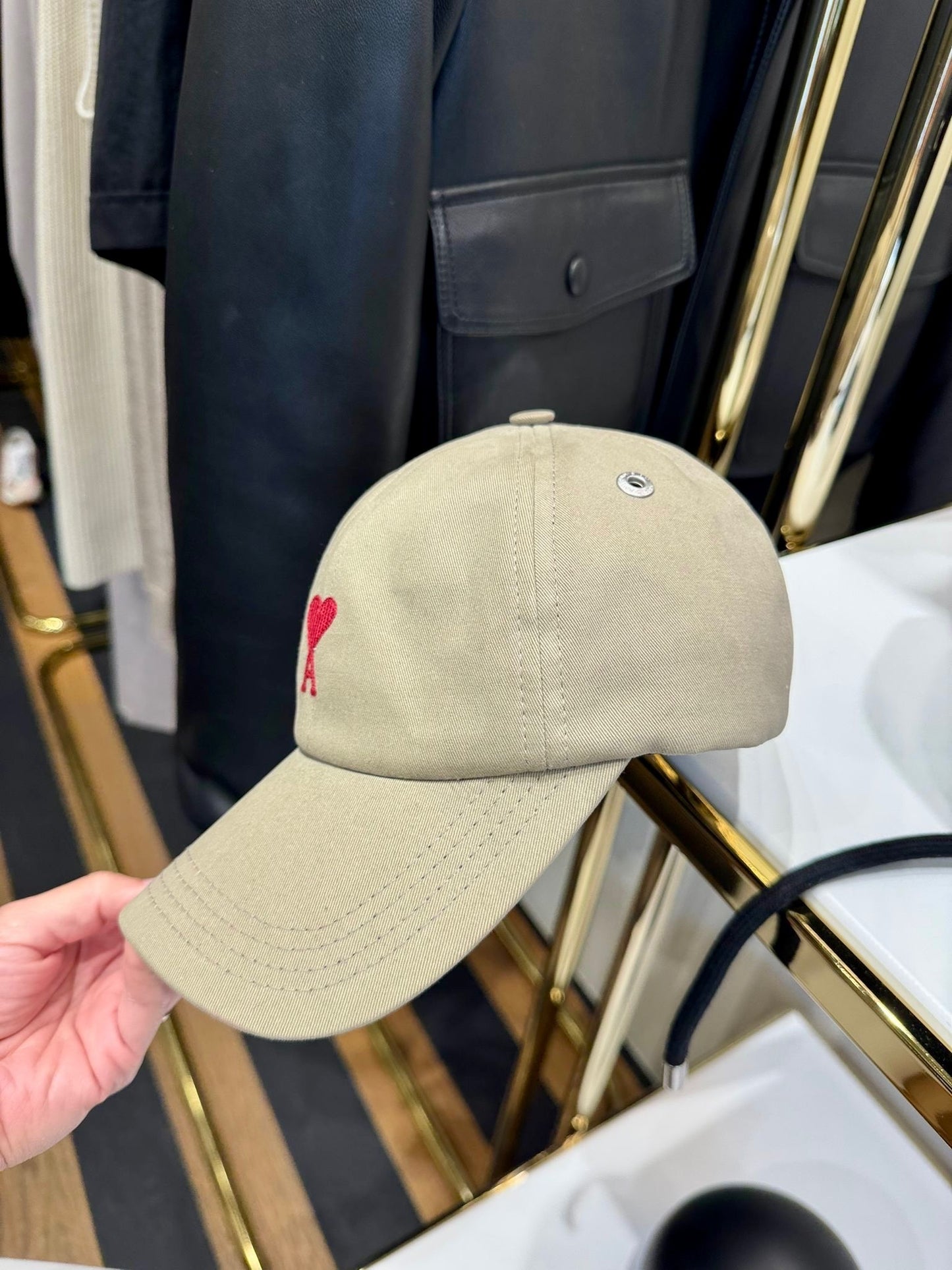 @Ami Outlet Cap 刺繡愛心棒球帽
