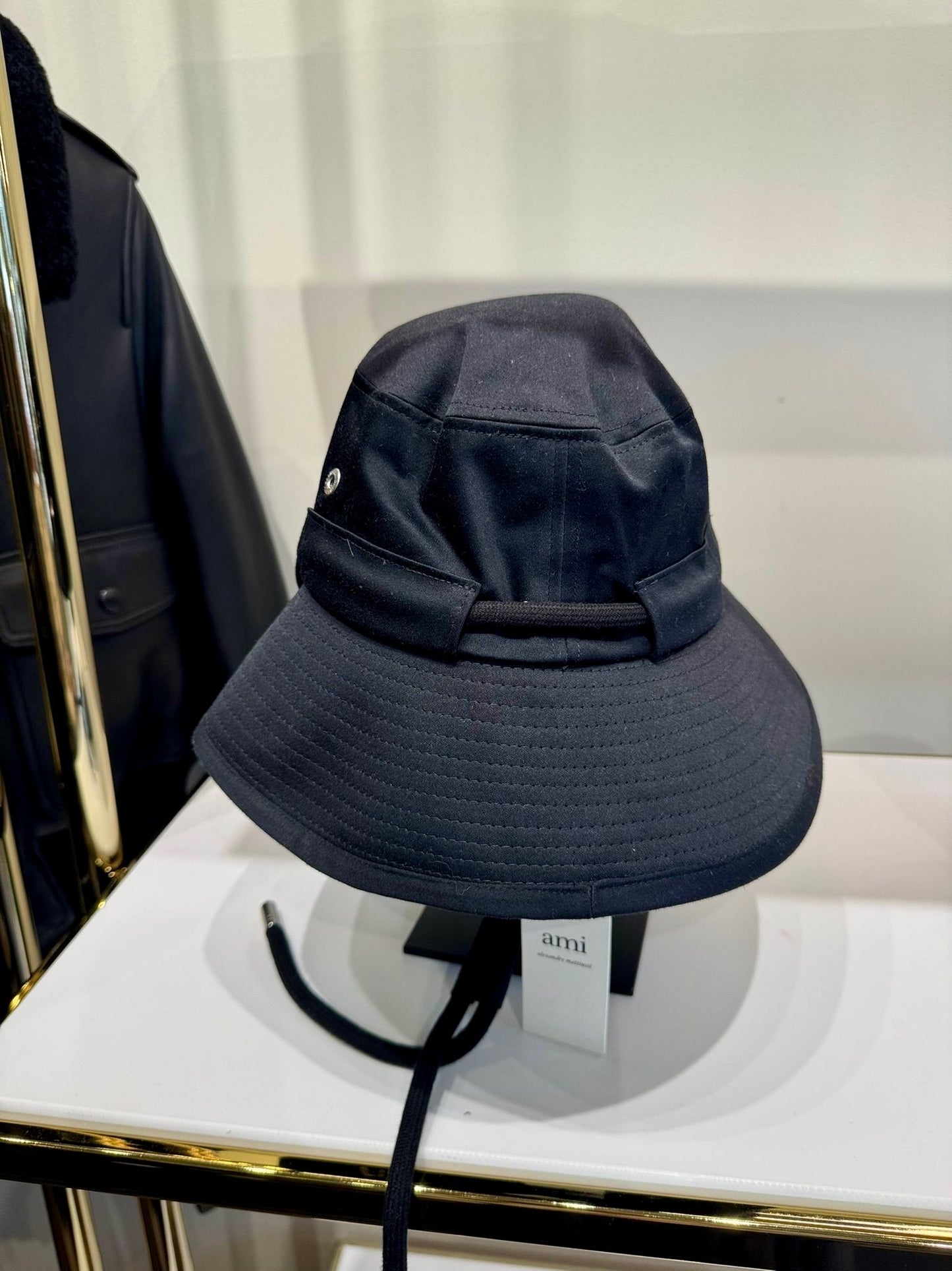 @Ami Outlet Bucket 黑色尼龍漁夫帽