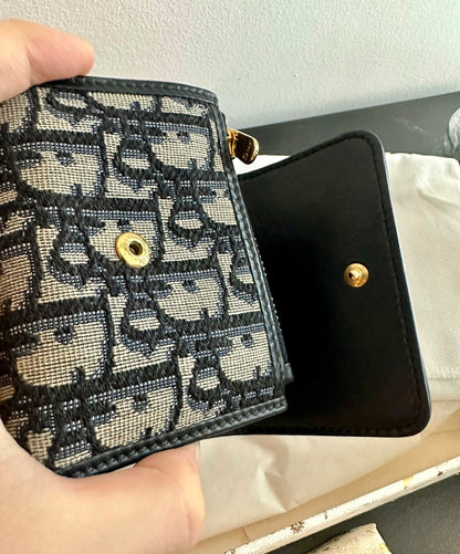 ❌Dior▪️30 Montaigne Lotus Wallet 蒙田藍提花蓮花三折短夾/490E540