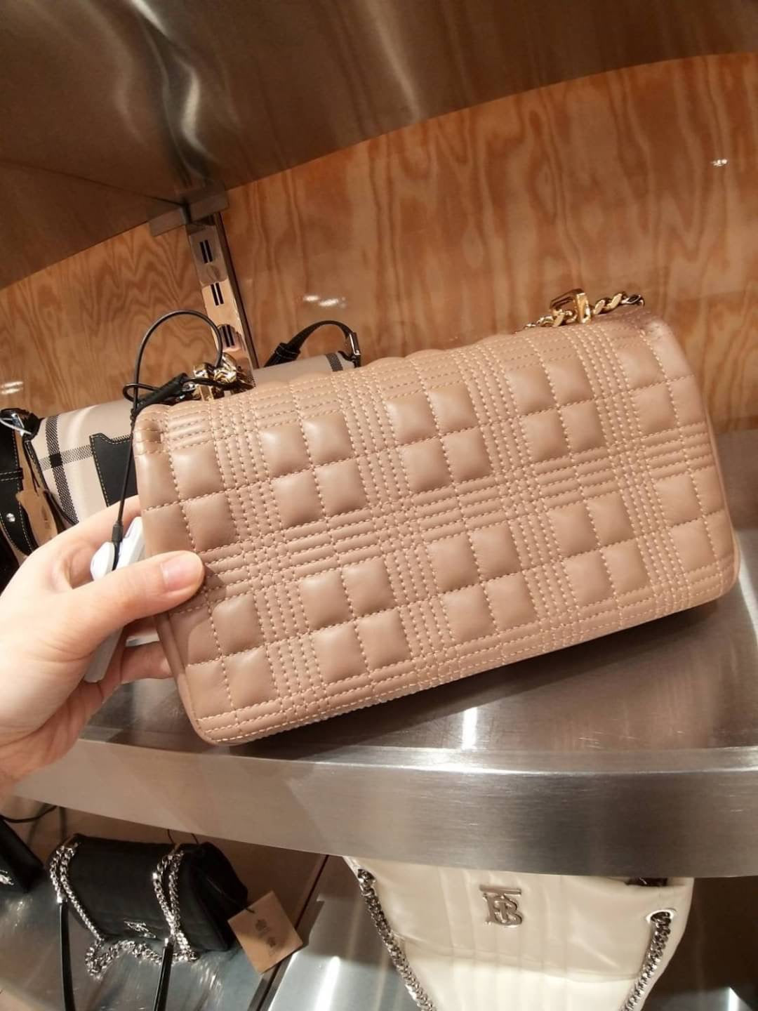 @Burberry Lola TB 細格翻蓋包/P1550 🔥下殺🉐70750