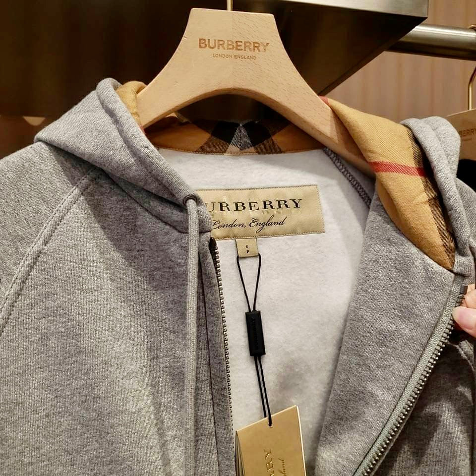 @Burberry Hoodie 女款連帽外套/P200 🔥下殺🉐11000