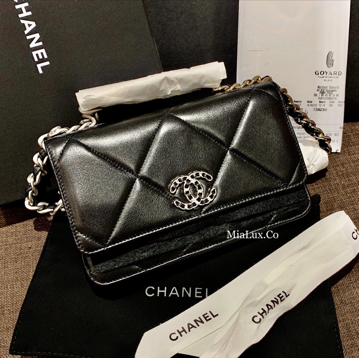 *現貨*CHANEL 19 WOC 經典19小羊皮鏈包-黑銀釦/3430 🉐138200