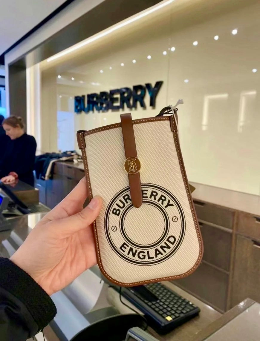 Burberry Anne 手機包/F450 ㊙️折扣🉐18900💰