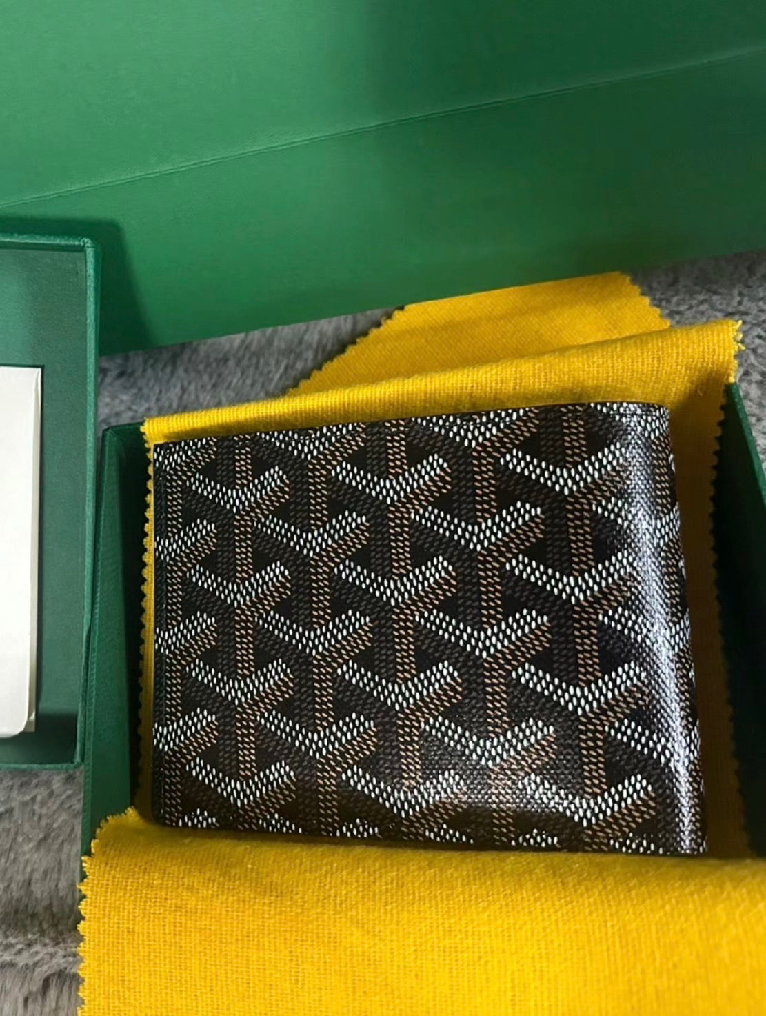 🇪🇺Goyard Saint-Florentin Wallet 對開8卡短夾 🉐35000 歐元連線特價