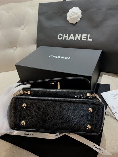 CHANEL✨| CALFSKIN FLAP BAG WITH HANDLE 牛皮手把郵差包 A93607 -