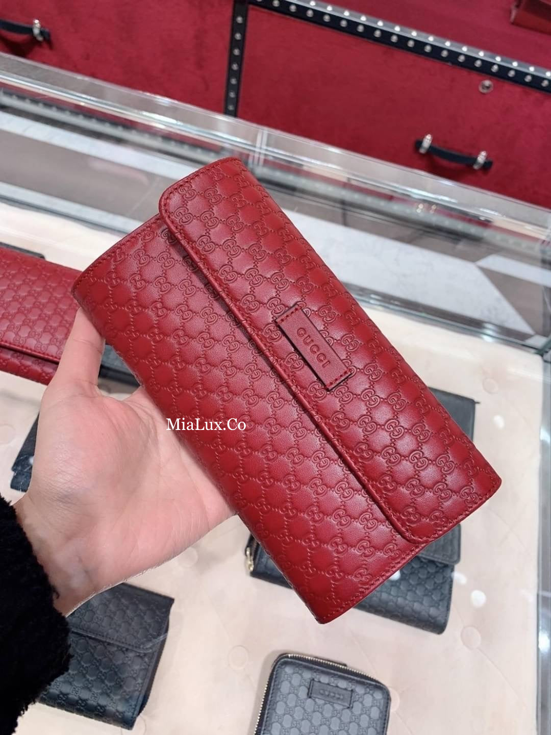 @Gucci▪️Embossed Flap Wallet 壓紋半翻蓋拉鍊長夾/P270 🔔限時折🉐13150