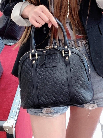 @Gucci▪️Embossed Bag S 小款壓紋牛皮貝殼包/P585 🔔限時折🉐27330