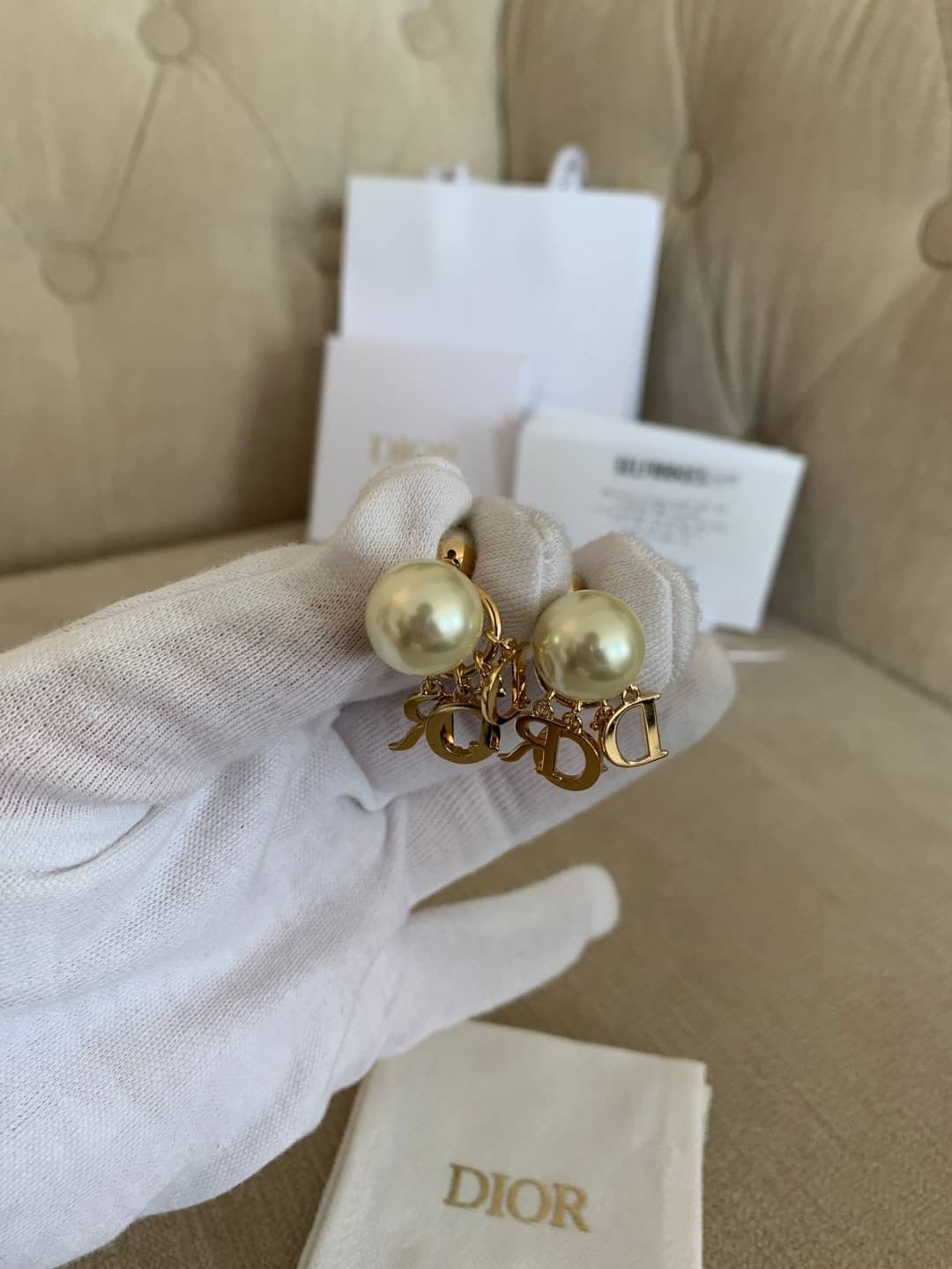 Dior Tribales Earrings 字母墜飾珍珠耳環/510E570 🉐20950🇪🇺