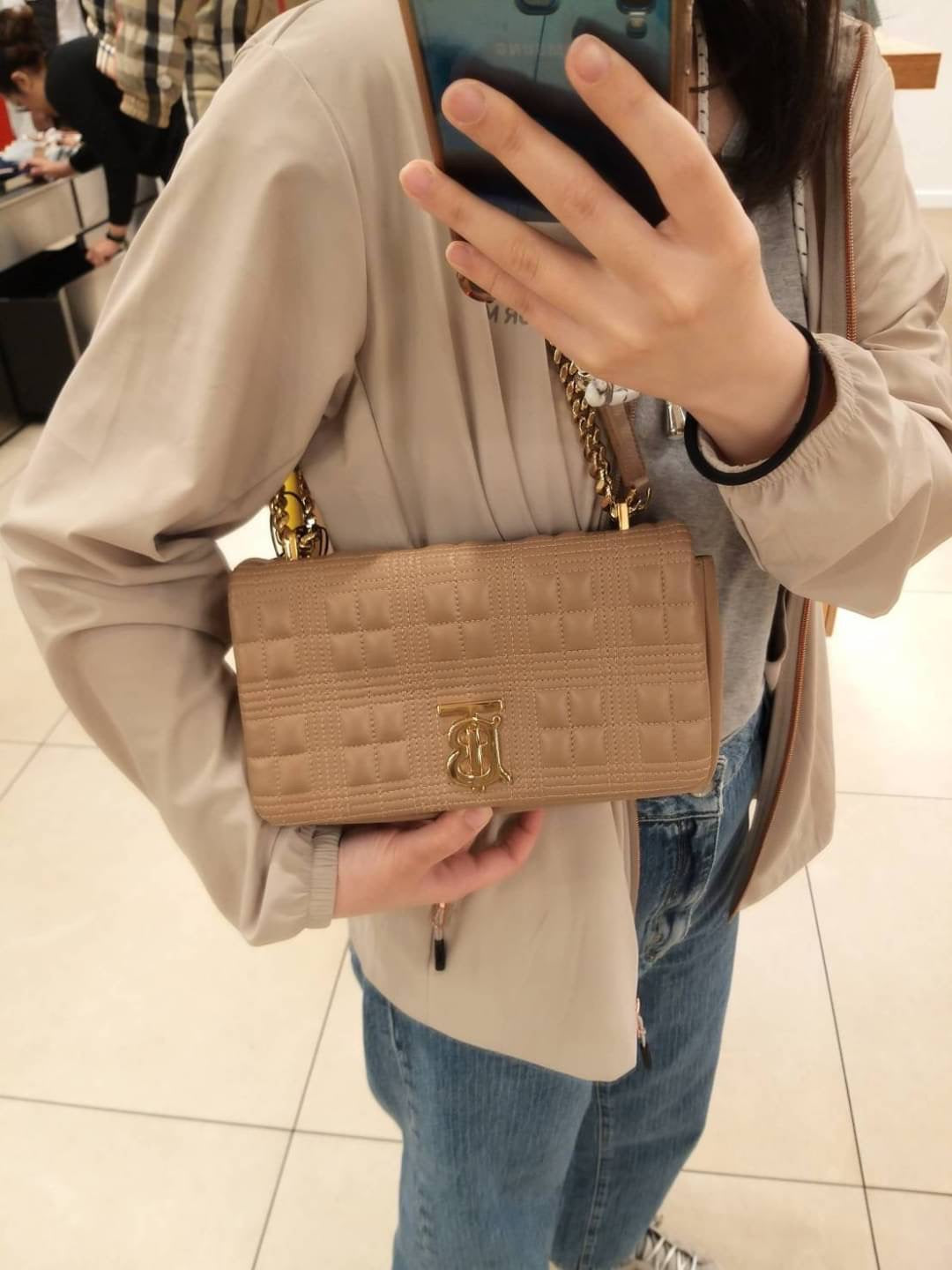 @Burberry Lola TB 細格翻蓋包/P1550 🔥下殺🉐70750