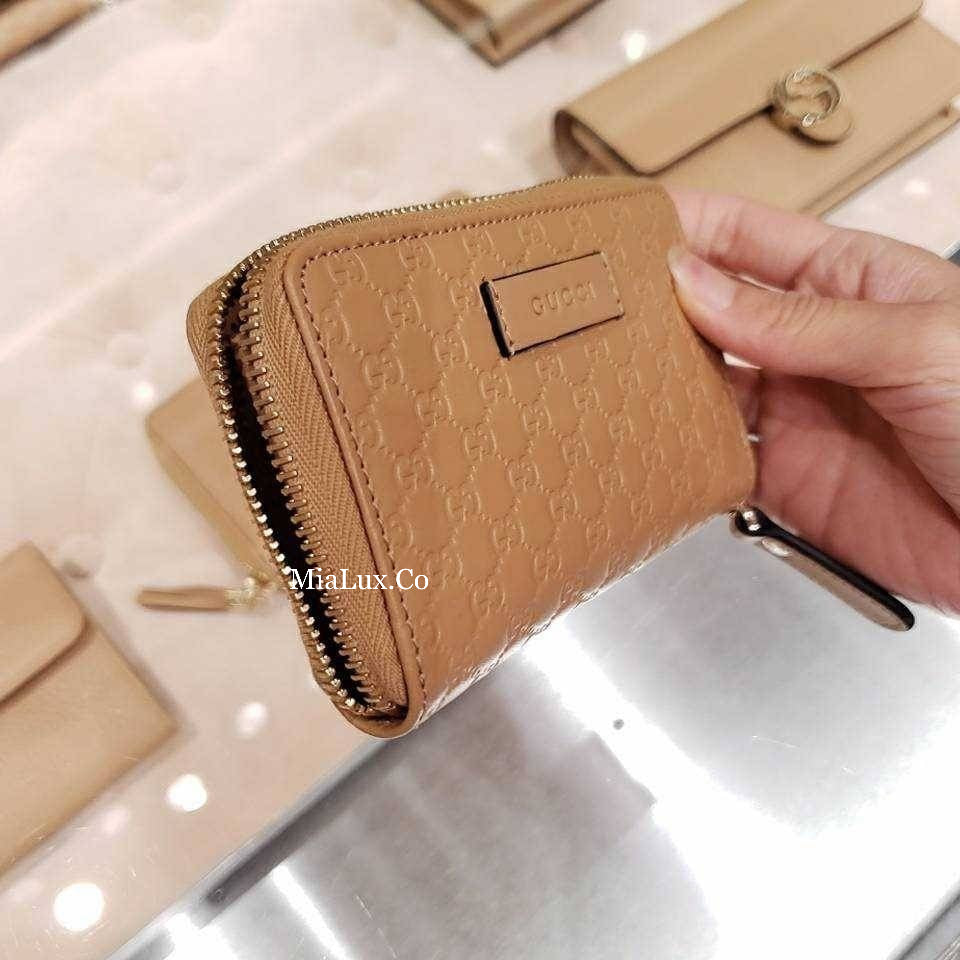 @Gucci Embossed Coin Purse Mini 迷你壓紋拉鍊零錢包/P195 🔔限時折🉐9980