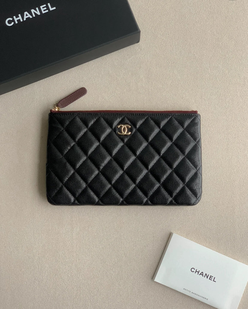 CHANEL ZIPPED CASE SMALL 一字拉鍊零錢包 ✨🉐32800