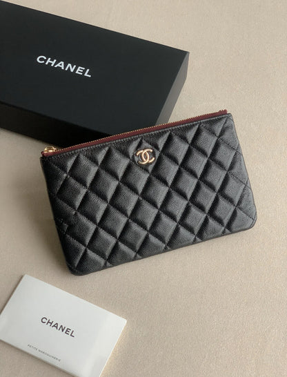 CHANEL ZIPPED CASE SMALL 一字拉鍊零錢包 ✨🉐32800