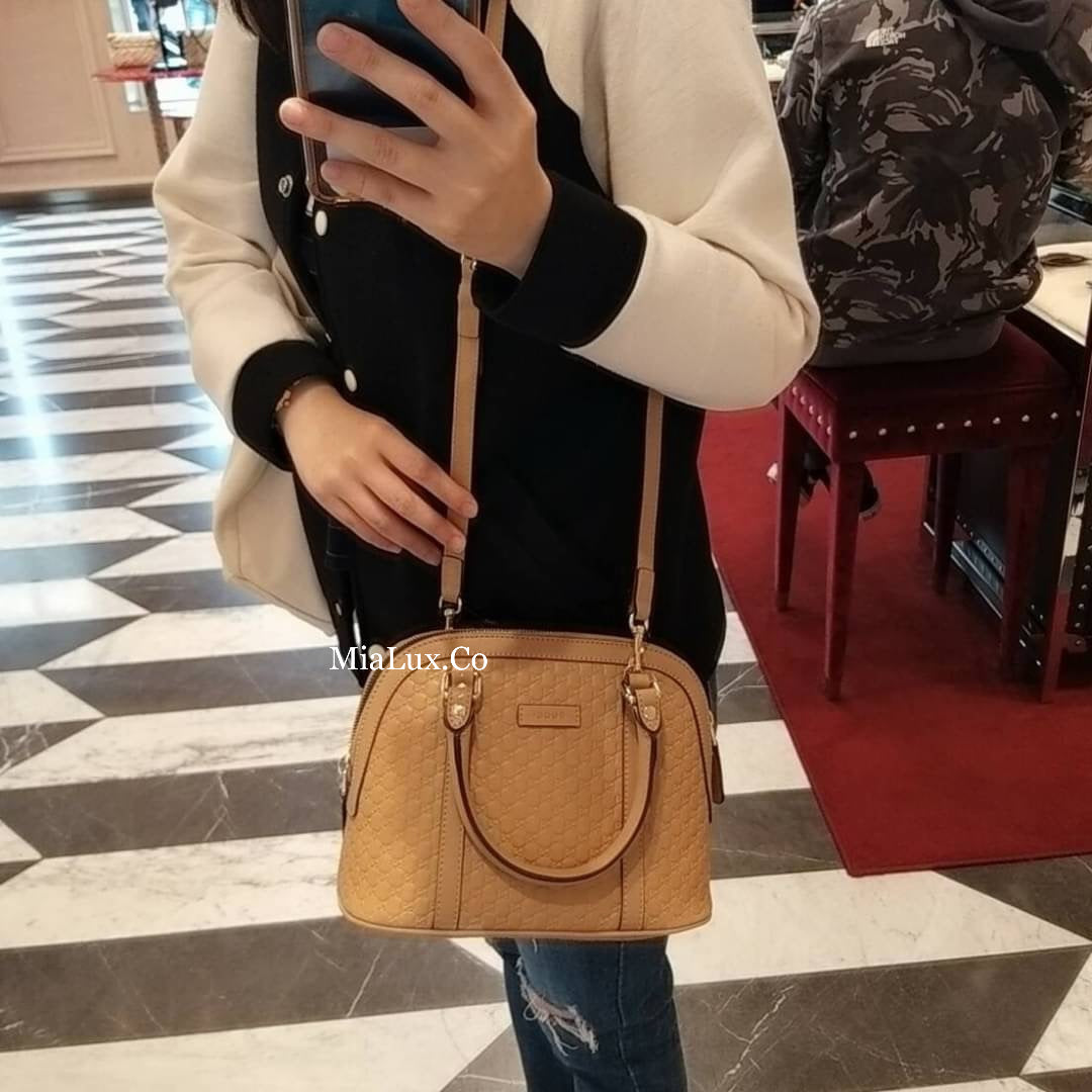 @Gucci▪️Embossed Bag S 小款壓紋牛皮貝殼包/P585 🔔限時折🉐27330