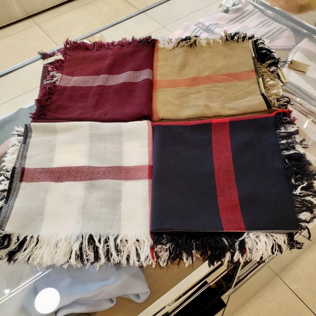 @Burberry Colour CK Square 格紋羊毛大方巾/189 🔥下殺🉐9980