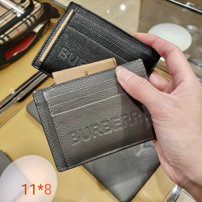 @Burberry Embossed Logo 金屬夾壓印牛皮卡夾/P140 🔥下殺🉐7800