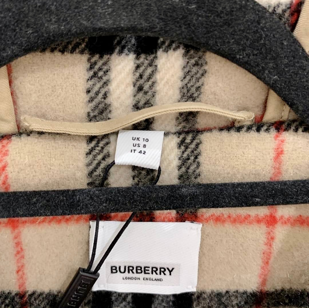 @Burberry Merton19 女款黑牛角扣翻帽大衣/850P595 🔥折上七折🉐19740