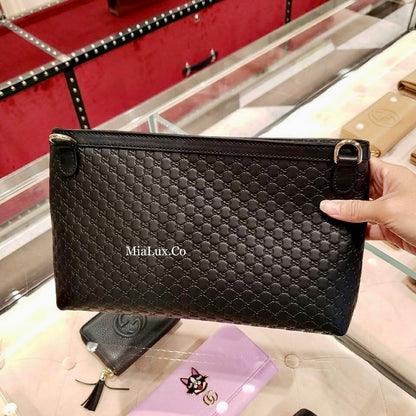 @Gucci Embossed Bag 男女款壓紋拉鍊側背包/P420 🔔限時折🉐19900