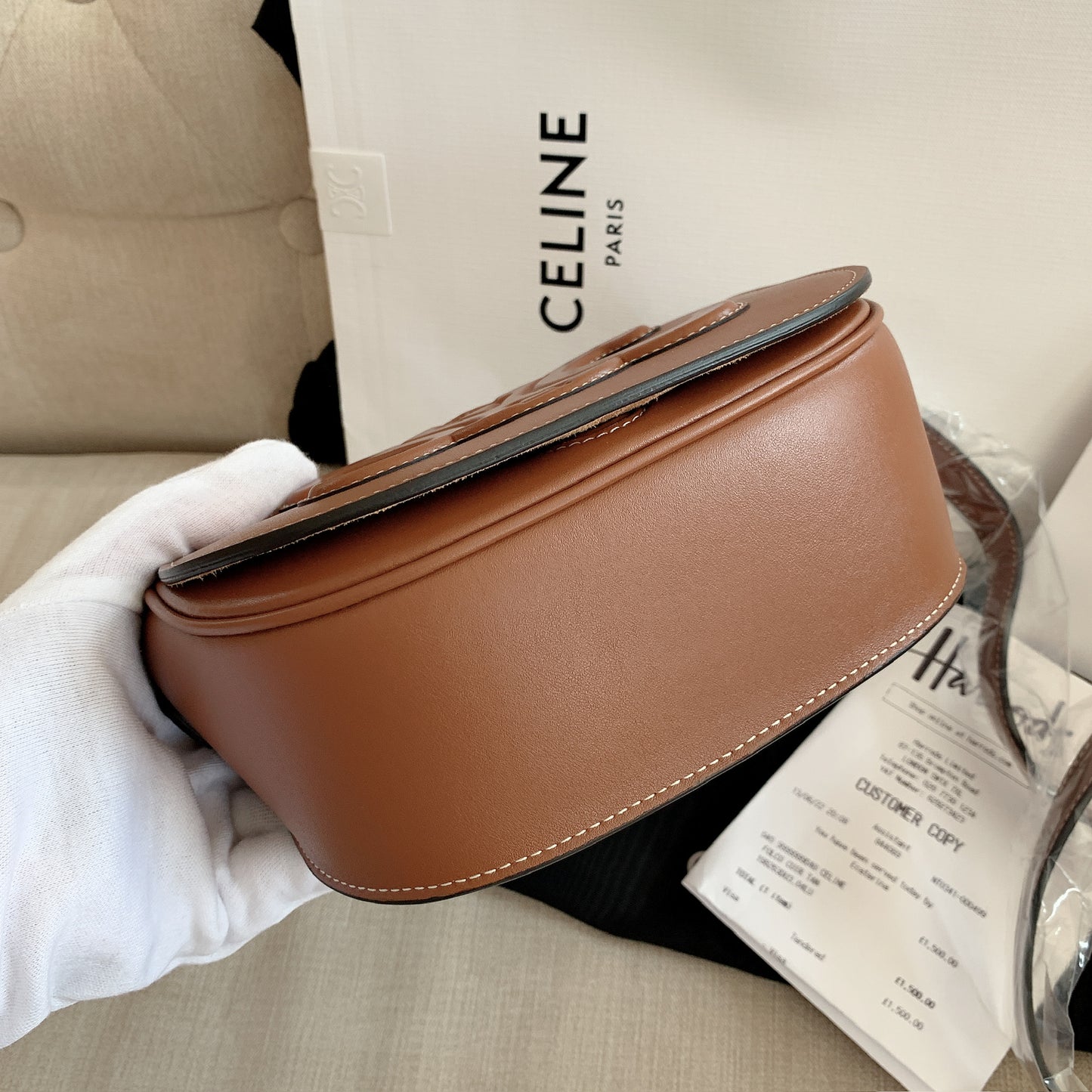 Celine▪️FOLCO CUIR TRIOMPHE 牛皮馬鞍包/1650E1700 🉐60500🇪🇺