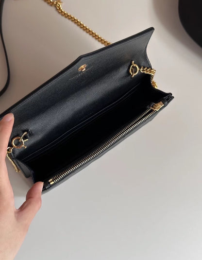 YSL Cassandre Envelope 粒面牛皮信封WOC包-金釦/815E890 🉐32150🇪🇺